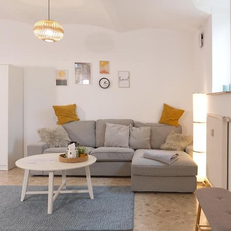 Bohnapartments Elisa - Wohlfuehlapartment Mit 2 Gratis Parkplaetzen Und 3 Schlafzimmern - Wlan - Vollausstattung 에르푸르트 외부 사진